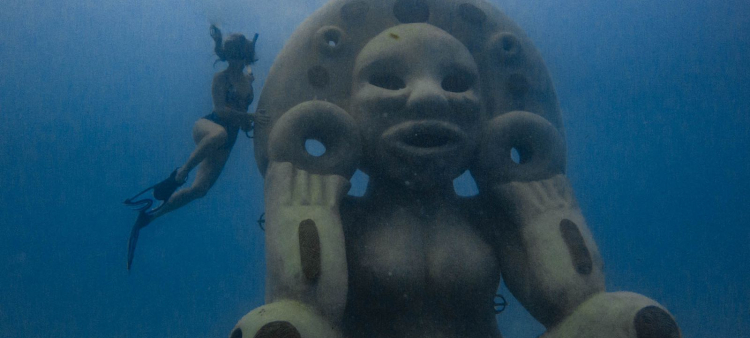 Características de la escultura de Atabey en Sosúa