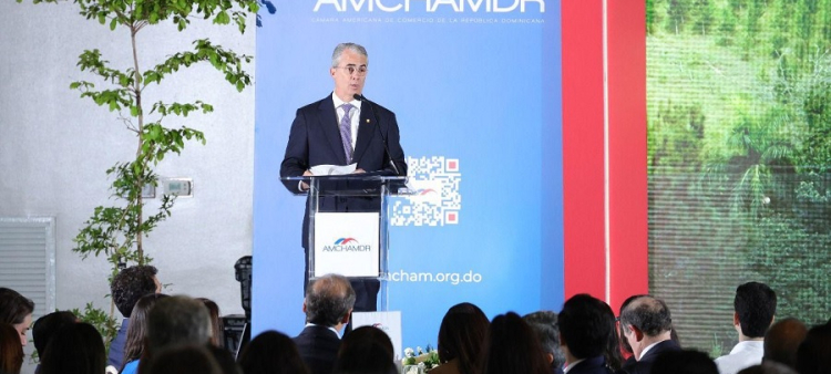 Empresarios elogian el discurso esperanzador de Grullón Finet