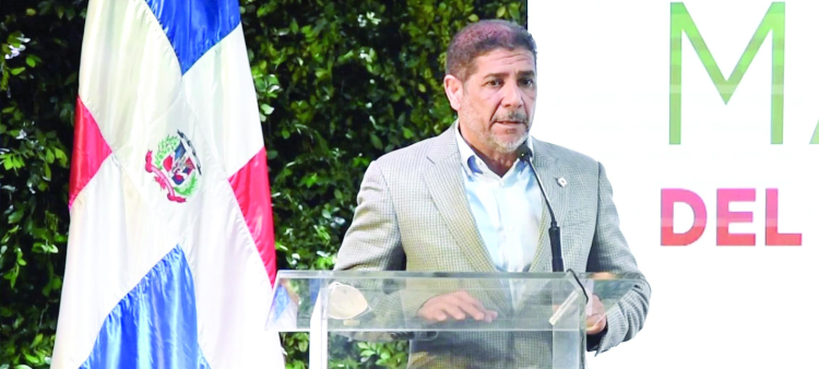 Protestas de los agrónomos: Ministro de Agricultura las considera innecesarias