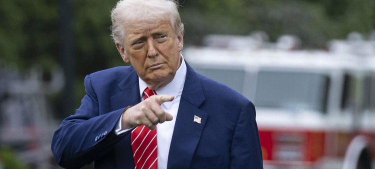 Orden de Trump al Pentágono: Garantizar pago de tropas con fondos disponibles