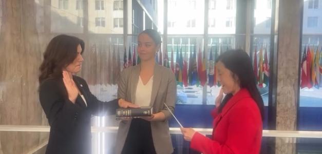 Video de la juramentación de Leah Campos como embajadora de EE. UU. en República Dominicana