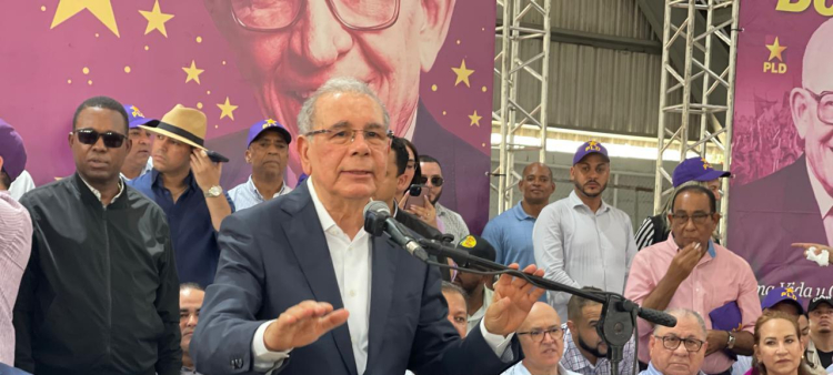 El mensaje de Danilo a Abinader: Deuda nacional aumentó debido a malgasto gubernamental
