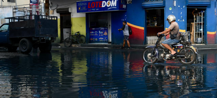 Atrapados por Aguas Contaminadas: Impacto en Negocios y Hogares de Villas Agrícolas