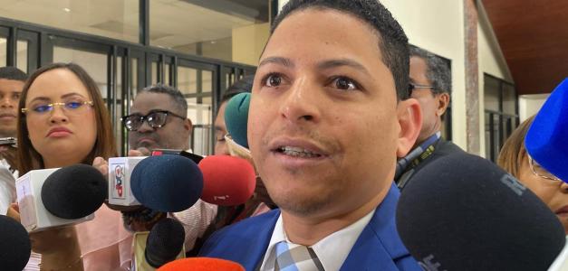 El diputado del PRM acusa a la Policía de ser un cuerpo de sicarios.