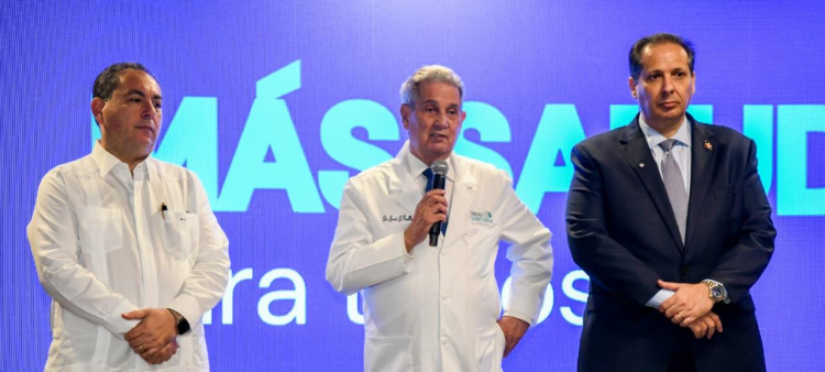 El Presidente de la Ciudad Sanitaria Doctor Luis Eduardo Aybar desmiente crisis financiera en Cecanot.
