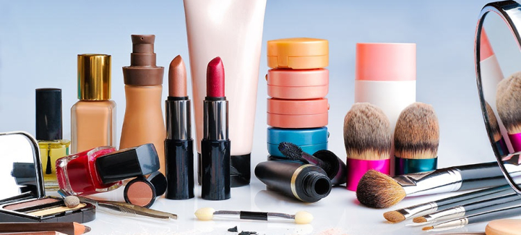 Retiro de cosméticos con mercurio ilegal por parte de Amazon