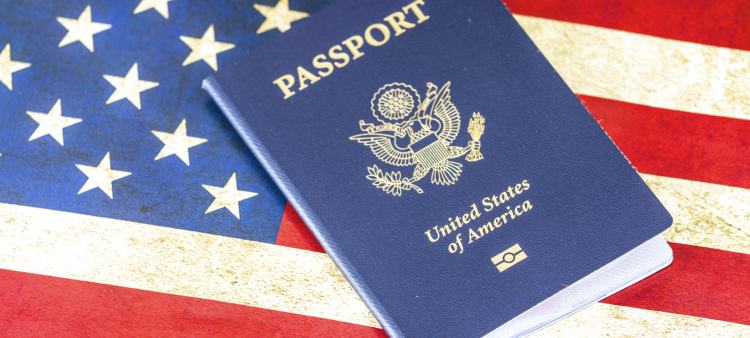 El pasaporte estadounidense sale del top 10 de los más poderosos a nivel mundial