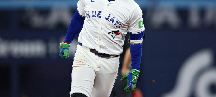 Toronto derrota a Seattle y se enfrentará a los Dodgers en la Serie Mundial