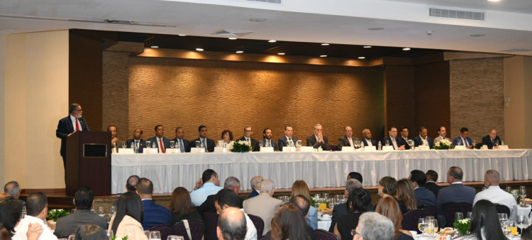 Comerciantes en República Dominicana denuncian competencia desleal y solicitan reforma en la cesantía laboral