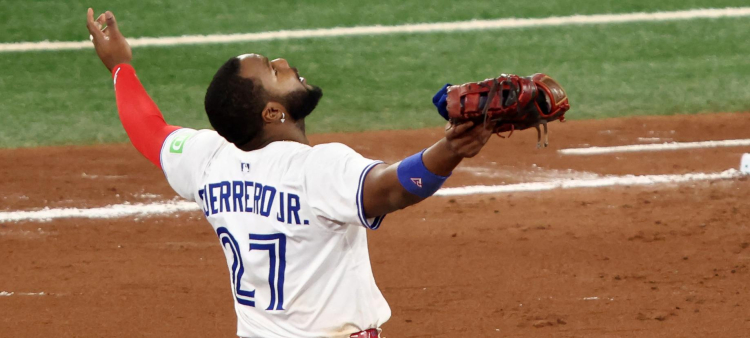 Vladimir Guerrero Jr. emocionado por los fanáticos y motivado por avanzar en la competencia.