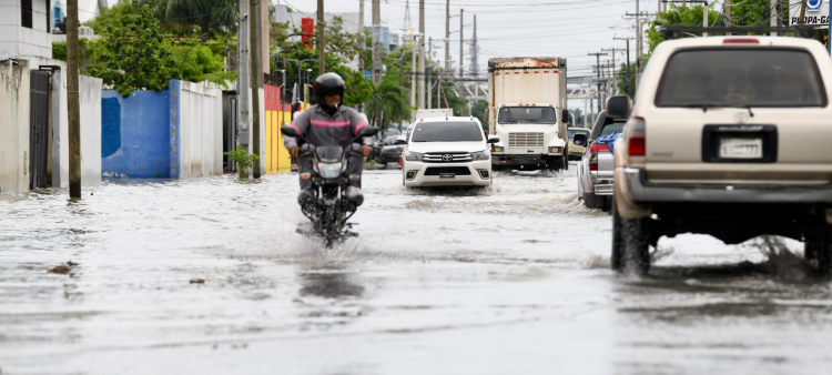 55 personas desplazadas por el impacto de la tormenta Melissa
