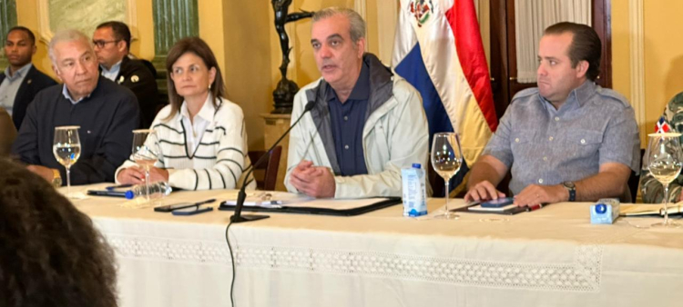 Alerta roja en 12 localidades por tormenta Melissa: advertencia por suelos saturados