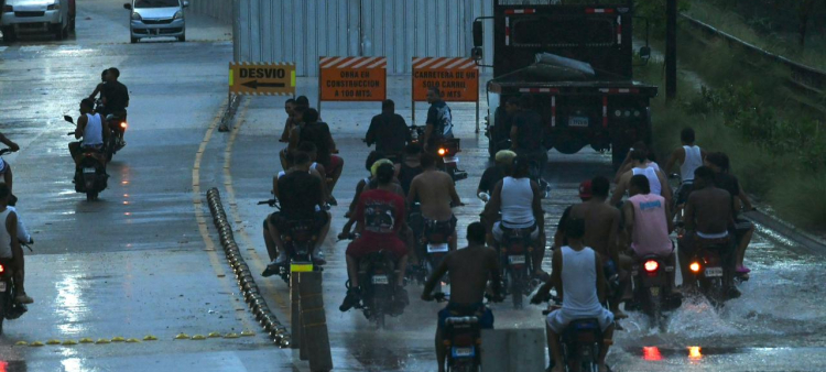 Mensaje de la Defensa Civil sobre la responsabilidad ciudadana en alerta roja