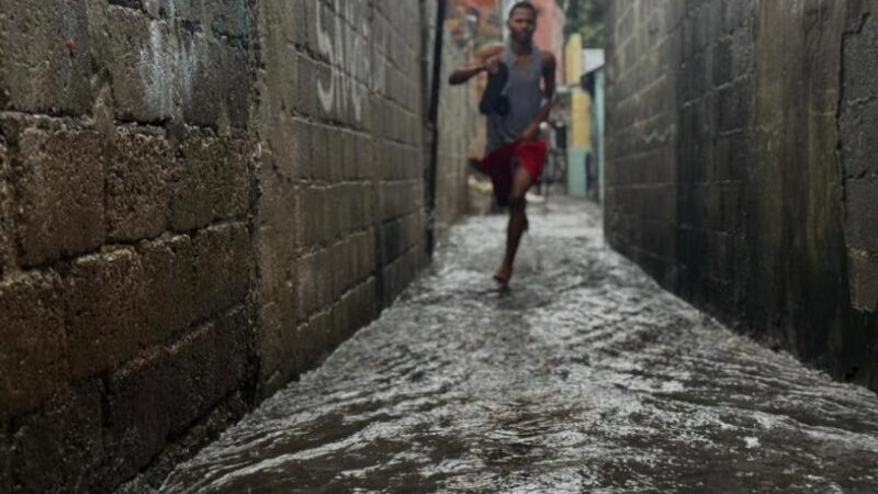 Posible cambio de niveles de alerta en provincias este sábado, según Juan Manuel Méndez.