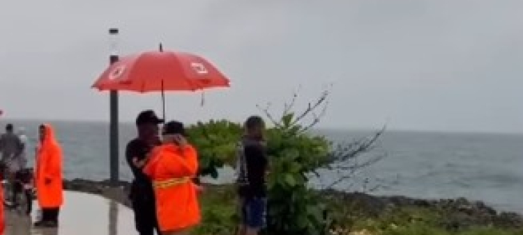 Adolescente desaparecido: Acompañantes confirman que fue arrastrado por el mar Caribe