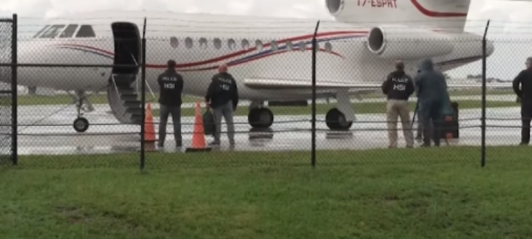 Plan para traicionar a Maduro surgió tras informante acudir a Embajada de EEUU en RD