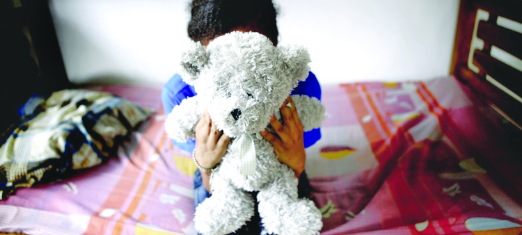 Investigación sobre red de prostitución infantil en Santiago