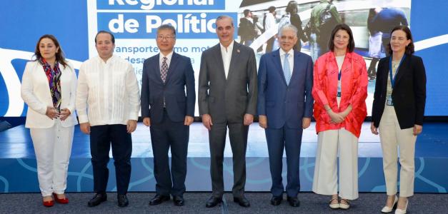 El Transporte: Pilar Fundamental para el Desarrollo, no Solo un Asunto Técnico