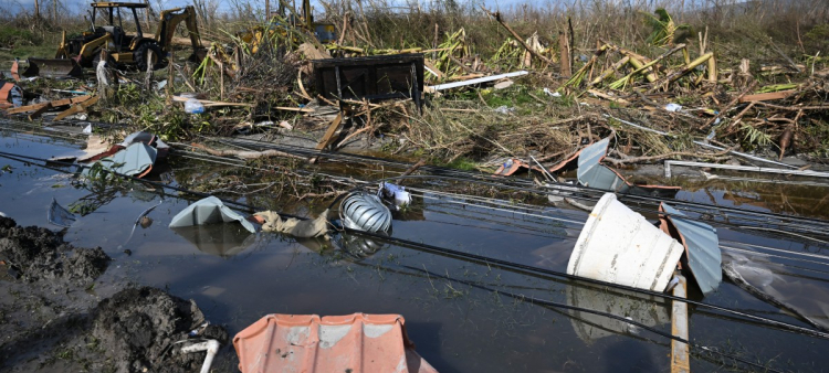 Melissa se transforma en ciclón postropical después de causar más de 50 muertes en el Caribe.