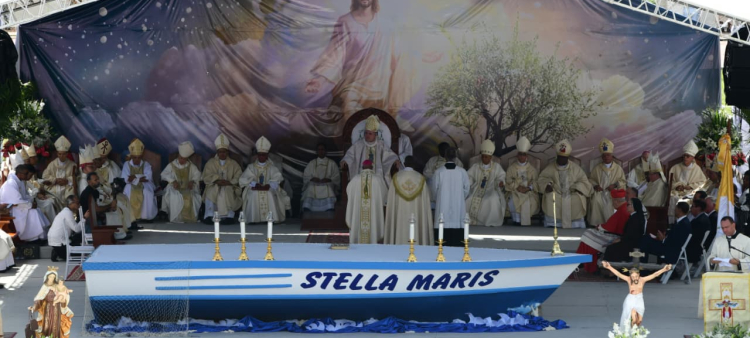 Agradecimiento de Monseñor Manuel Ruiz por su vocación sacerdotal en la Diócesis Stella Maris