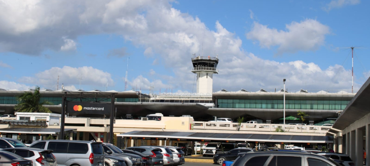 Inversión de 700 millones de dólares en aeropuertos nacionales: compromiso del Gobierno