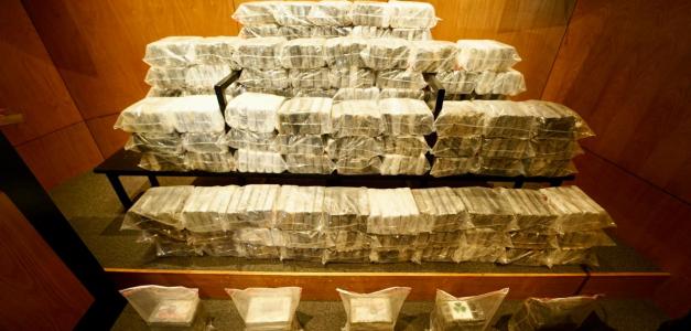 Incautación de 484 paquetes de cocaína por la DNCD en costas de Pedernales