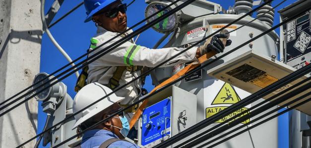Aumento de US$2.4 millones en los Gastos de las Empresas de Distribución de Energía entre enero y agosto 2025