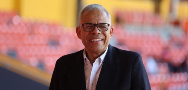 Carlos Manuel Estrella finaliza 30 años de colaboración con Haime Thomas