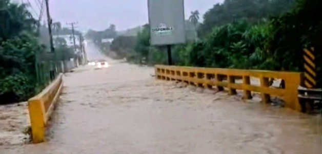 Desbordes de ríos y comunidades aisladas por fuertes lluvias en zonas altas de Puerto Plata