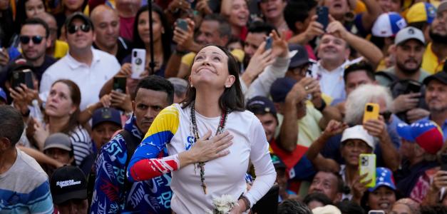 Partido convoca marchas masivas en apoyo a entrega del Nobel a Machado.