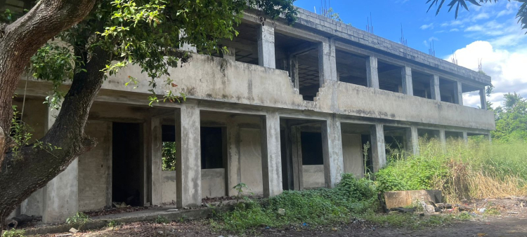 Una escuela inactiva durante 11 años se transforma en refugio para criminales