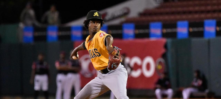 Jorge Tavárez triunfa en su debut en Lidom con victoria de las Águilas sobre los Gigantes