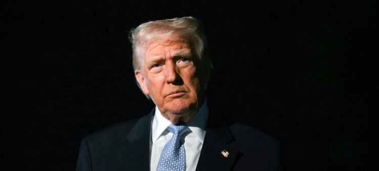 Opinión mayoritaria de los latinos en EE. UU.: Desaprobación del 80% hacia Donald Trump