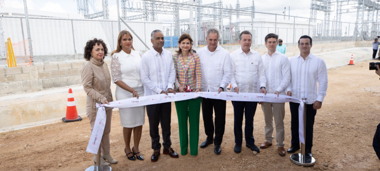 Inauguración de planta fotovoltaica en Guaymate liderada por la Vicepresidenta