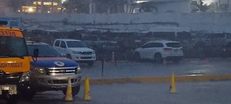Pronóstico del Tiempo: Lluvias intensas y truenos el sábado debido a una vaguada