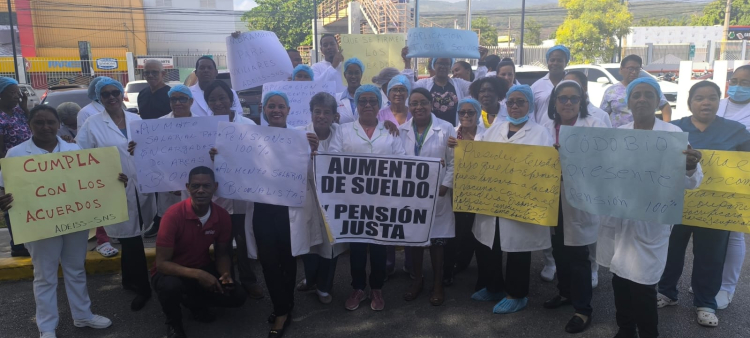 Protesta de enfermeras de SFM en el Hospital San Vicente de Paúl