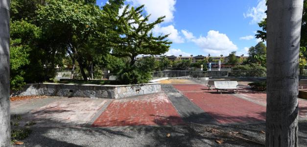 Cierre temporal del Parque Núñez de Cáceres: ausencia de trabajadores en el lugar