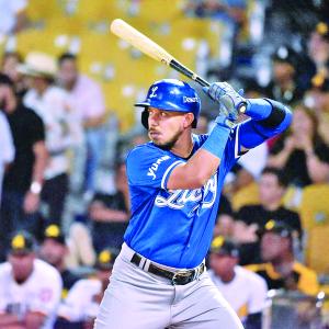 Jugadores que Sorprendieron en la Serie Regular: Ocho Destacados