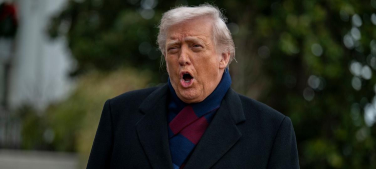 Crítica de Trump a senadores republicanos por limitar su poder militar