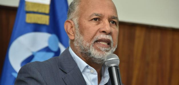 ADP amenaza con protestas si el Gobierno no retira propuesta de fusión del Minerd y Mescyt
