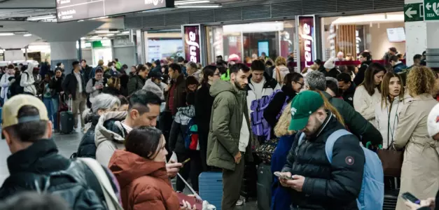 Aumenta a 10 el número de fallecidos y 25 heridos por el descarrilamiento de dos trenes en el sur de España