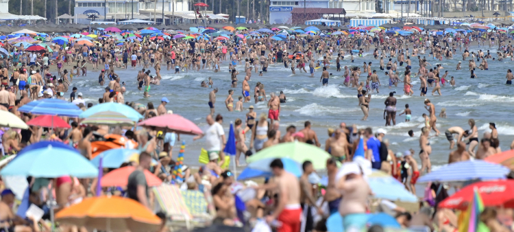 El Mundo Batió Récord de Viajes en 2025: 1,520 Millones de Viajes Internacionales
