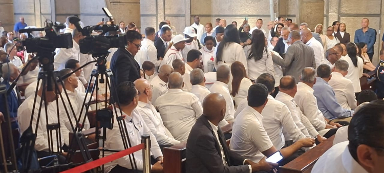 Padre de Ramfis Trujillo se recupera tras desmayo en centro médico de Higüey