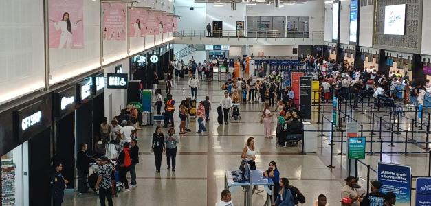 Cancelaciones de Vuelos en Aeropuertos Dominicanos debido a Tormenta en EEUU