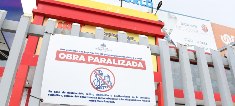 Comercios chinos en Santiago desafían cierre y se destacan en ventas online