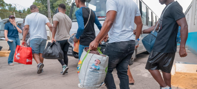 Traslado de 400 presos de La Victoria a Las Parras: alcanzado el 50% de capacidad.