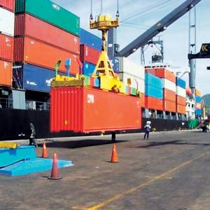 Récord: Aduanas recauda RD$21,198 millones en enero