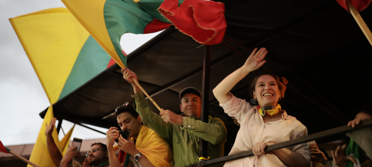 Costa Rica: Candidata Dobles emite su voto y anima a votar sin temor