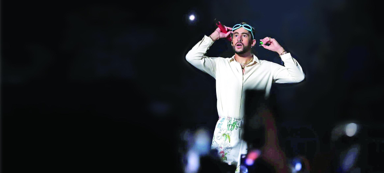 Triunfo de Bad Bunny, Gloria Estefan y Ca7riel & Paco Amoroso en la pregala de los Grammy