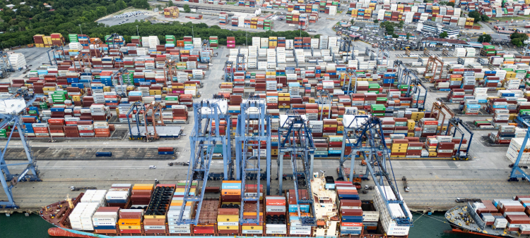 Panamá cancela acuerdo del canal con China